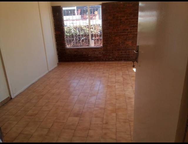 1 bed property to rent in ORANGE GROVE